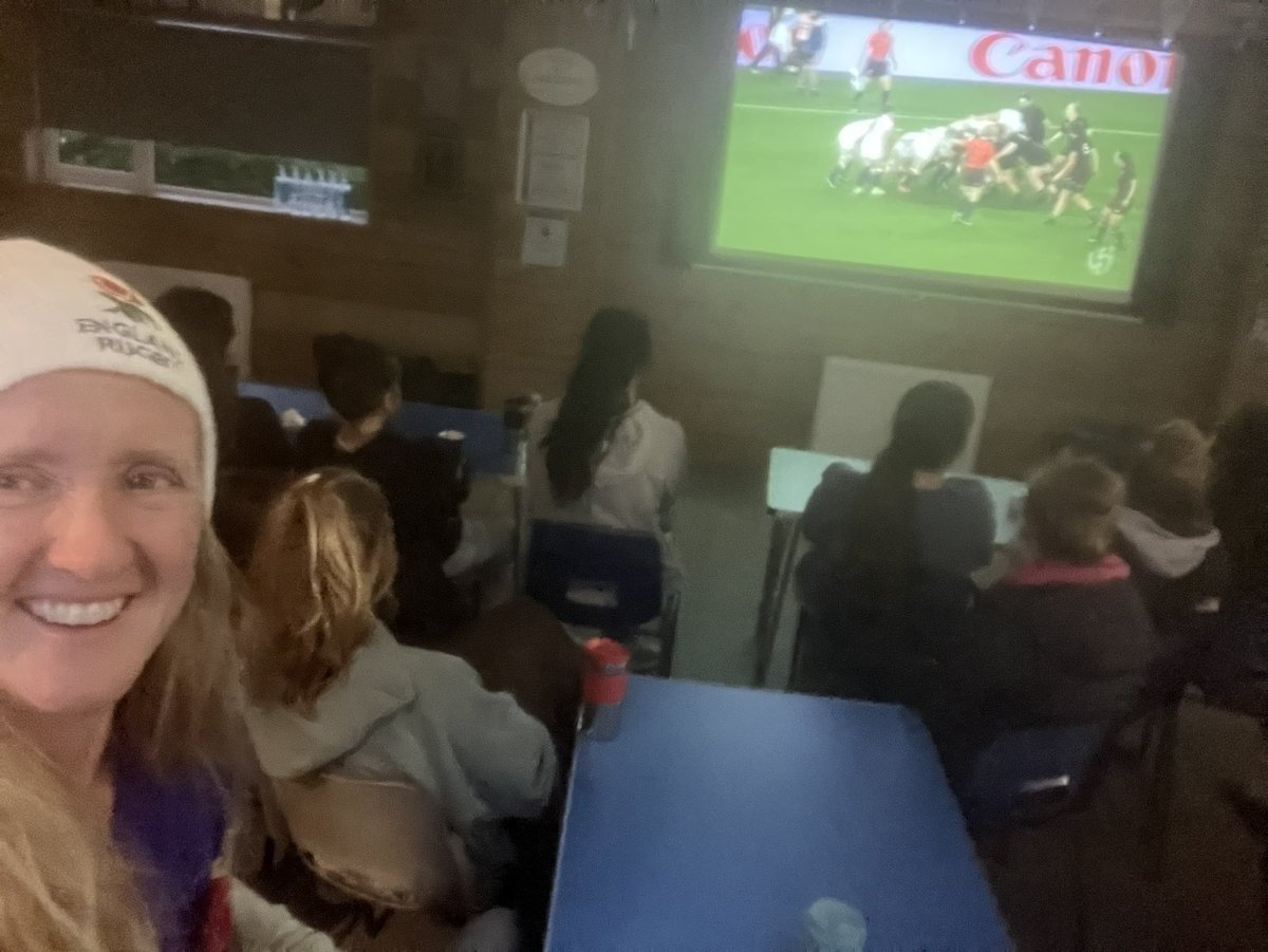 Caroline Moore tweet media