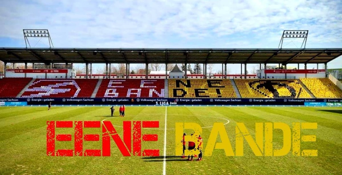 FreitalonTour's tweet photo. Dyday..AUUUFFF DYNAMO
SGD vs Zwigge
LIGA3
ma guggn #sgd1953 #ftlot #ud #ultrasdynamo #rhs #sgdfsv #zwickau #freunde #fightergirl #tina #immermituns #fuckcancer https://t.co/gIa31ab37R
