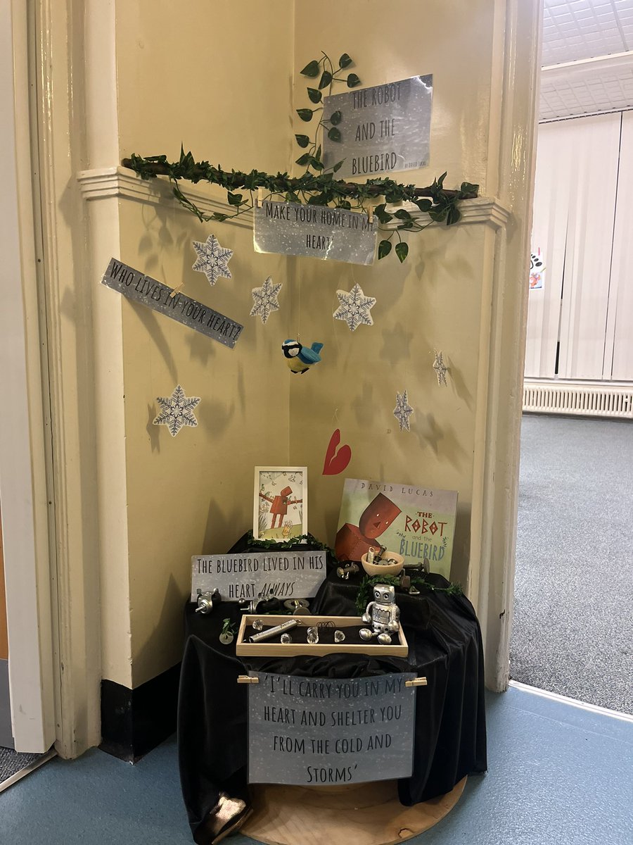 RoadInfant's tweet photo. The robot and the bluebird ๐ค ๐ฆ gorgeous book ๐ here is another corner of our school display a book that we loveโฆ I am biased because itโs my creation but I think it looks โฅ๏ธ Mrs E #robotandthebluebird #commonroadreading @JCEnglishHub https://t.co/7XHPgNQcuE