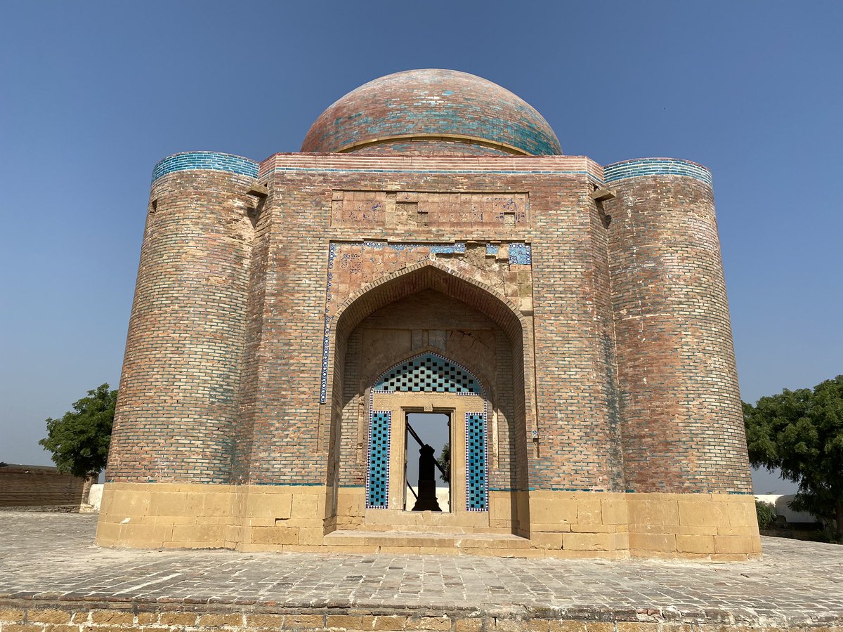 CTurnerFCDO's tweet photo. Wonderful to be back at Makli necropolis Sindh, seeing progress in preserving 🇵🇰’s remarkable heritage.  

1 million tombs spanning Samma, Arghun, Tarkhan &amp; Mughal dynasties synthesising Muslim, Hindu, Persian, Mughal &amp; Gujarati influences https://t.co/sivUB4erJL