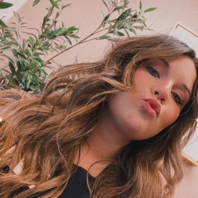 HanLeigh_20's tweet photo. #NewProfilePic https://t.co/eYsI9zBYX3