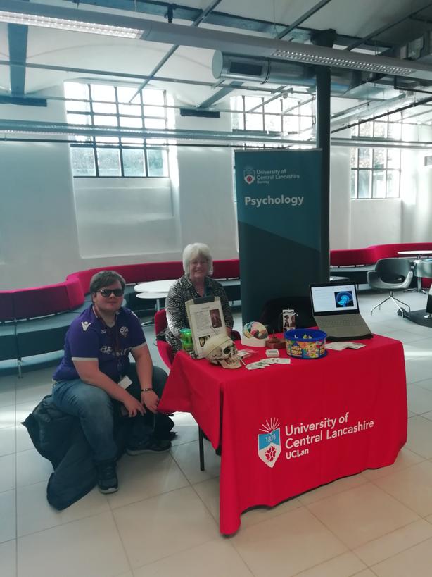 Dr Sarita Robinson (@Drsurvival) on Twitter photo 2022-11-12 11:11:26 Pop in and see @BurnleyPsychs at the @UCLan Burnley campus at Victoria Mill. Pop in and see @BurnleyPsychs at the @UCLan Burnley campus at Victoria Mill.