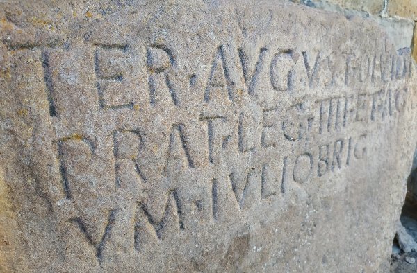 regcantabrorum's tweet photo. El ager #Iuliobrigensium se va 🔒, le pese a quien le pese..los últimos estudios arqueológicos en #Camesa, la 'no' publicación de georradares en #Retortillo (no hay más donde rascar salvo alguna casa indígena 🛖)..todo lleva a #Iuliobriga, a la de verdad https://t.co/Gbmgup5m9o https://t.co/PRranSezNT