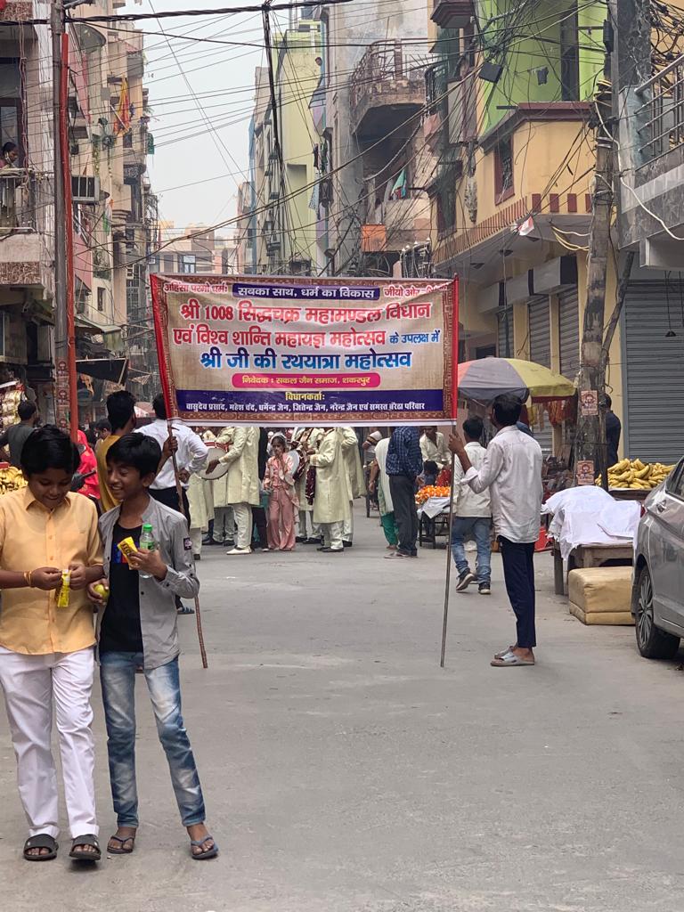 lokeshritu's tweet photo. दिनाक.8/11/2022
शोभा यात्रा श्री 1008 सिदचक्र महामंडल विधान में अपना योगदान देते हुए। https://t.co/6l3uEkqW4V