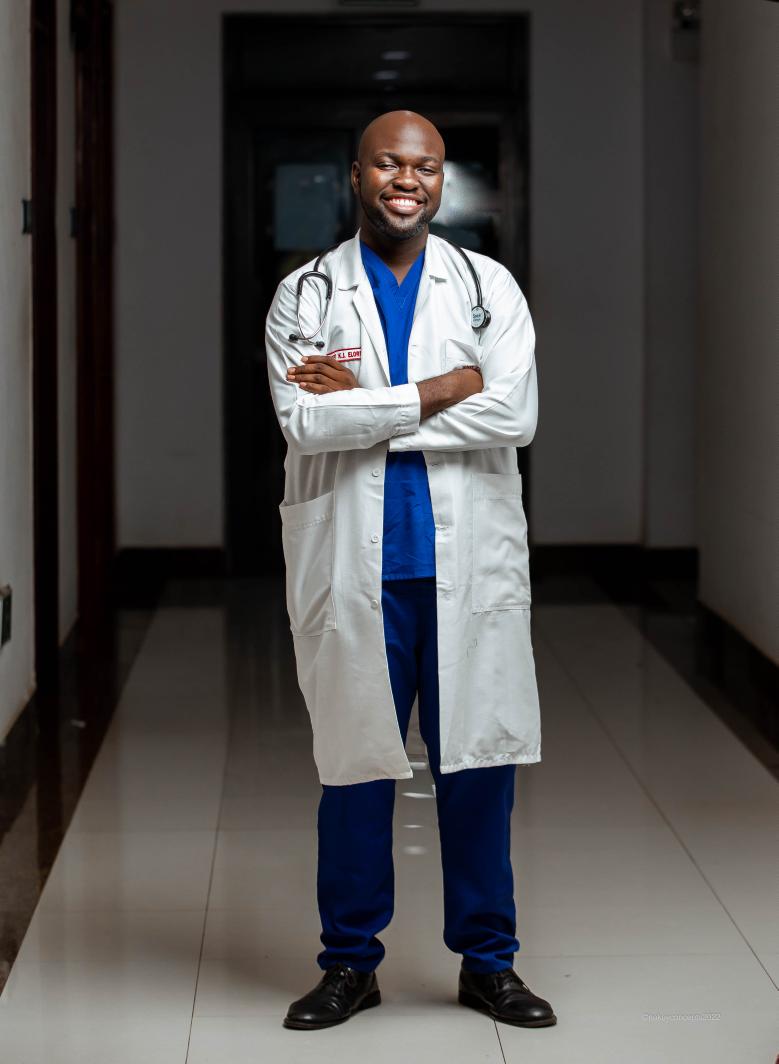 EAtsrefi's tweet image. A whole medical doctor #UHASMED22 #GODDID22