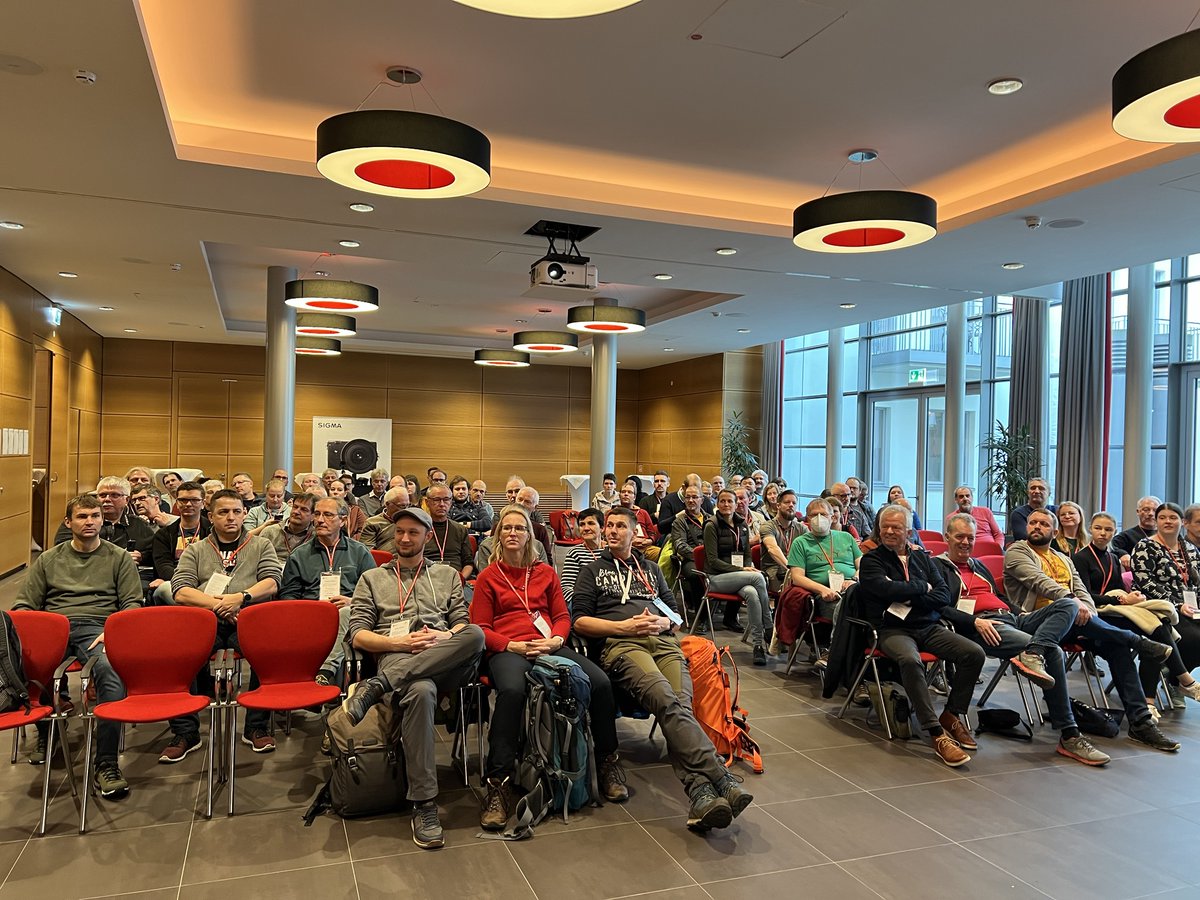 HerbstlichT Fotocamp tweet media