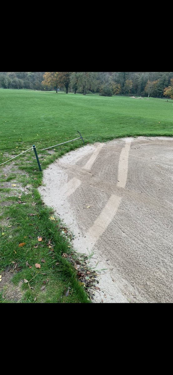 The ropes in the way , the paths too far away so we drive the buggy through the bunker <a href="/lansdowngolf/">Lansdown Golf Club</a> 👍😮