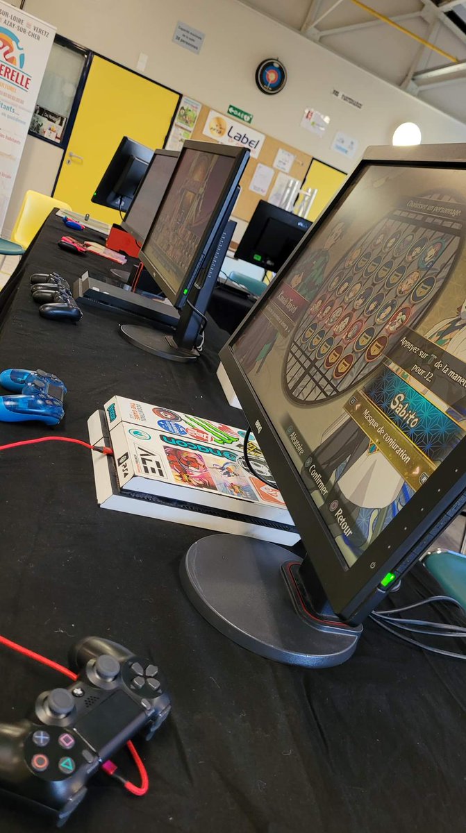 FuryVS_'s tweet photo. ⛩️ #MangaSurLoire en direct de @montlouis_loire pour une journée de folie !!

🕹 Freeplay manga, versus et sport
🏆 Tournois #Tekken7 &amp; #JoJosBizarreAdventure
🖥 Finales sur scène 
💃 Just dance sur scène

#FuryLan https://t.co/8hYp7jEt23