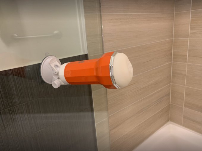 You walk into your shower and see this.... what are you doing next? 👀 https://t.co/7EdaQTz9Wc