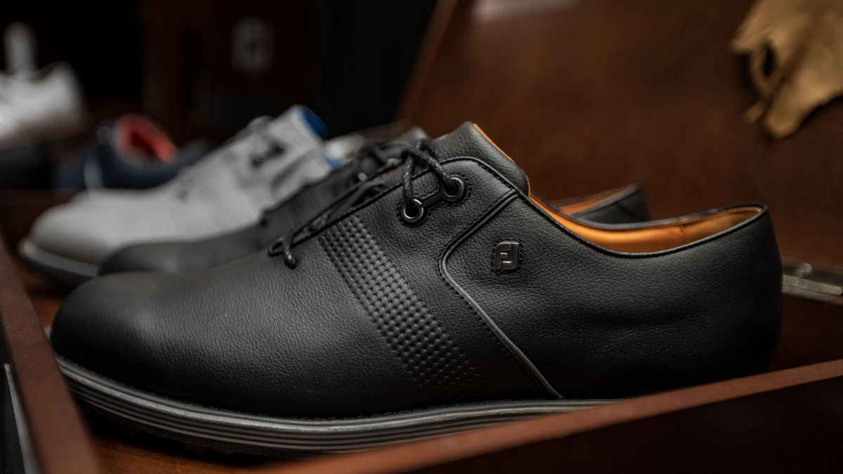 One of the most iconic golf shoes in the world of golf. The #FootJoy Premiere Series combines stunning looks with waterproof construction 🏅

👉 fg1.uk/325-Q557670