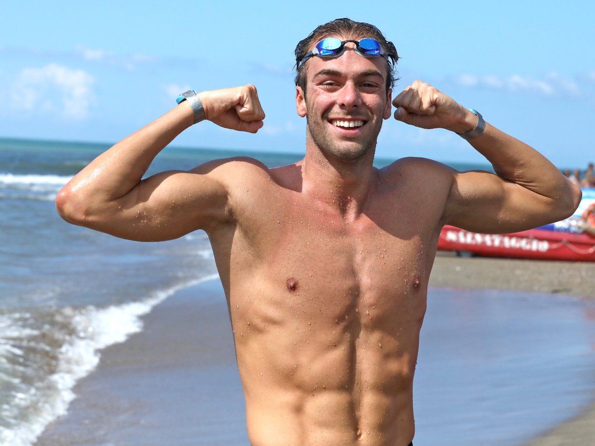 GREG FUORICLASSE ASSOLUTO 🏊‍♂️💥

Dopo le vittorie nelle 10 km di Setubal e Parigi, Gregorio #Paltrinieri trionfa anche in quella di Eilat nella tappa finale delle World Series. 🌊

Un successo che vale la Coppa del Mondo 2022, ex aequo con l'ungherese Kristof Rasovszky. 🏆