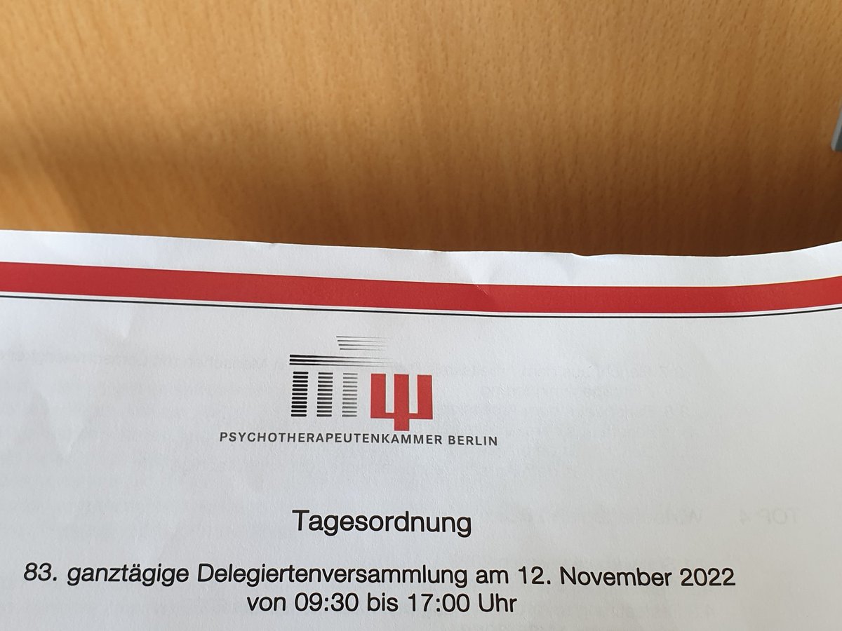 Heute wichtige Delegiertenversammlung der PtK Berlin mit Abstimmung über die neue Weiterbildungsordnung! Ein Meilenstein in der Entwicklung unseres Berufes! Die Qualifizierung der zukünftigen Fachpsychotherapeut:innen liegt dann in den Händen der Profession.