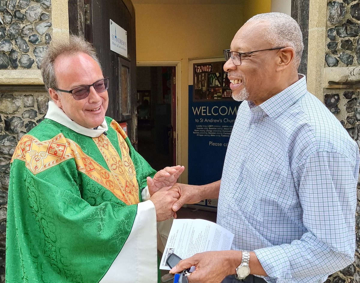Tomorrow is Sunday! The church opens at 08.15am. Service at 10.00am with traditional Parish Mass led by Father Paul, assisted by Deacon Sarah. Creche &amp; Sunday School weekly or just enjoy the Church Community Garden. All welcome! 😁
#standrewse11 #standrewsfairtrade #leytonstone