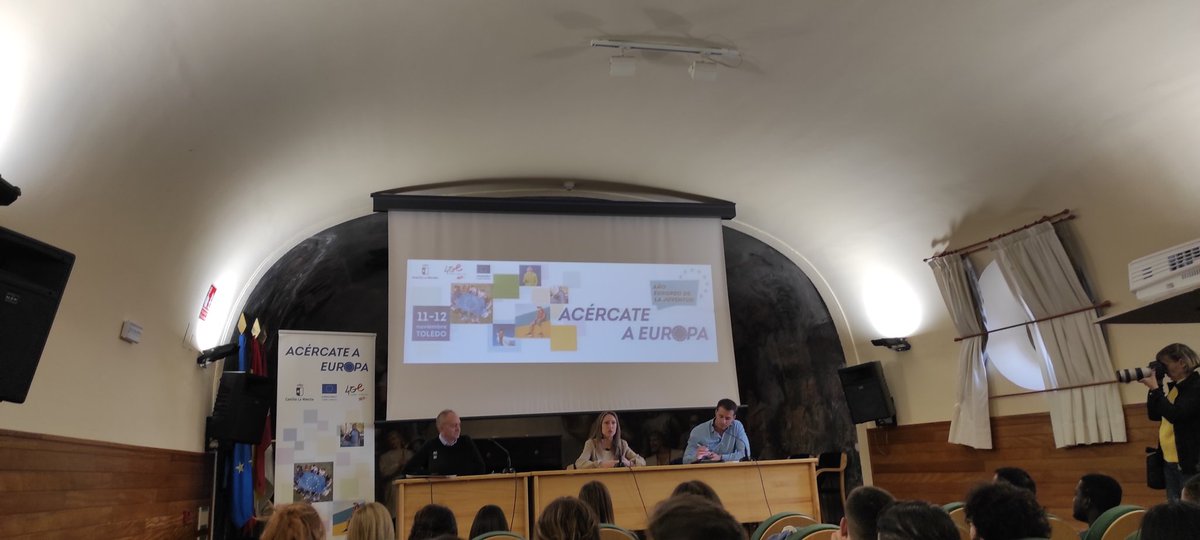 Los Jóvenes del <a href="/MovimientoEurop/">Movimiento Europeo (CFEME)</a> se encuentran en el evento Acercarte a Europa en #Toledo

El Año Europeo de la Juventud permite a los jóvenes acercarse a Europa

El Programa #Erasmus da la oportunidad de conocer a otros ciudadanos europeos