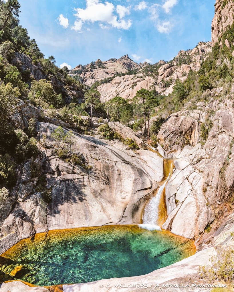 ByJenaate's tweet photo. Cascades de Purcaraccia, Corse. https://t.co/wgViX91dyt