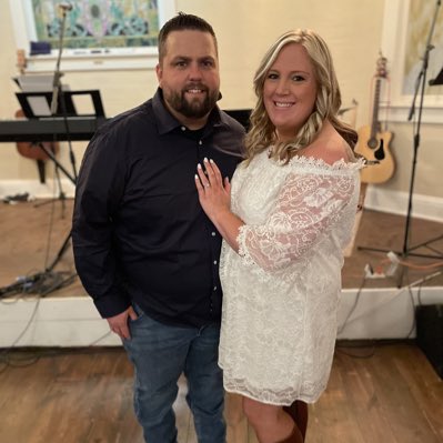 ashblue90's tweet photo. Mr &amp; Mrs 💍💒 
11.11.2022
#LeVaultToMyHeart 
#NewProfilePic
@jlevault5 💕 https://t.co/gmmb7hi70A