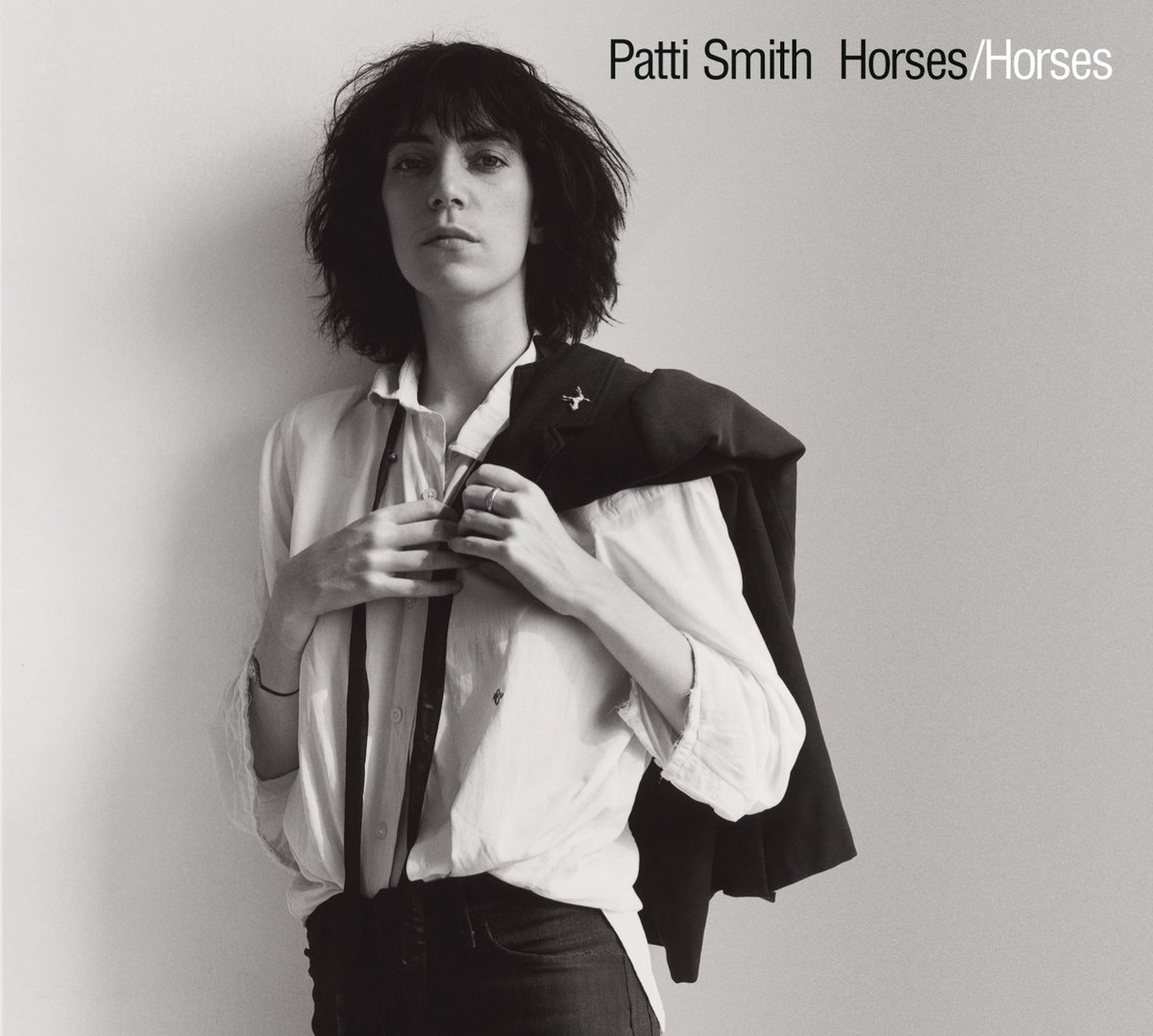 Gülşah Turgut ve Güven Yıldız, Patti Smith’in 10 Kasım 1975'te yayınlanan ilk albümü Horses’tan bahsediyor. #yüzdeyüzmüzik %100 Müzik ile Rock Tarihinden Hikâyeler podcast serisinin yeni bölümü yayında: spoti.fi/3fUNrap