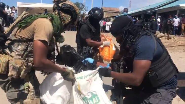 AlekiEphantus's tweet photo. How is Kenya coping with  the complexity of Counter terrorism  in both internally &amp; Externally , Especially after the change of guard ( New government) .@kdfinfo @DCI_Kenya @NCTC_Kenya https://t.co/P3qYNKNG9w