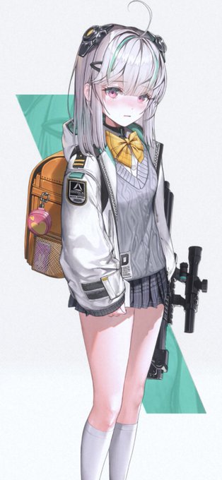 恥ずかしがりながらスカート掴んでる姿めっちゃえっちでは 