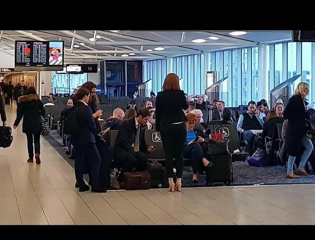 ScotNatWatch's tweet image. #SEATGATE: The ONLY important thing here is that Nicola Sturgeon is the kind of person who will sit in a disabled seat, surrounded by her luggage and entourage, when loads of seats are available. 

Who would vote for that kind of person?

#ResignSturgeon #AbleistSturgeon