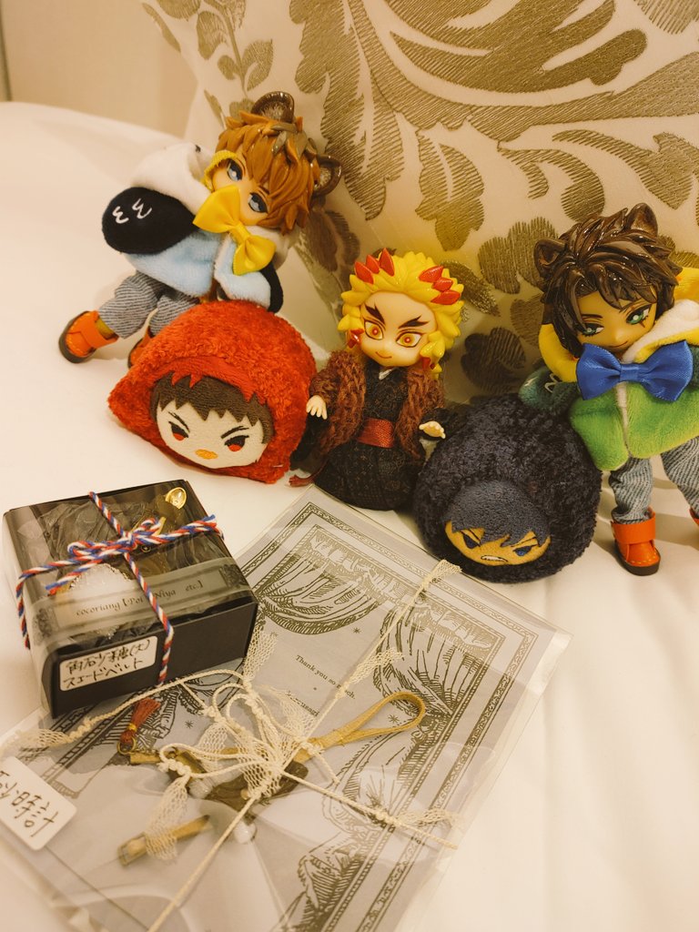 woo8641's tweet photo. ドールマーケット行って魔法のアイテム買った😆かわいい！
アイテムに似合う服を作ろう😊✨ https://t.co/FkmXGP6buD
