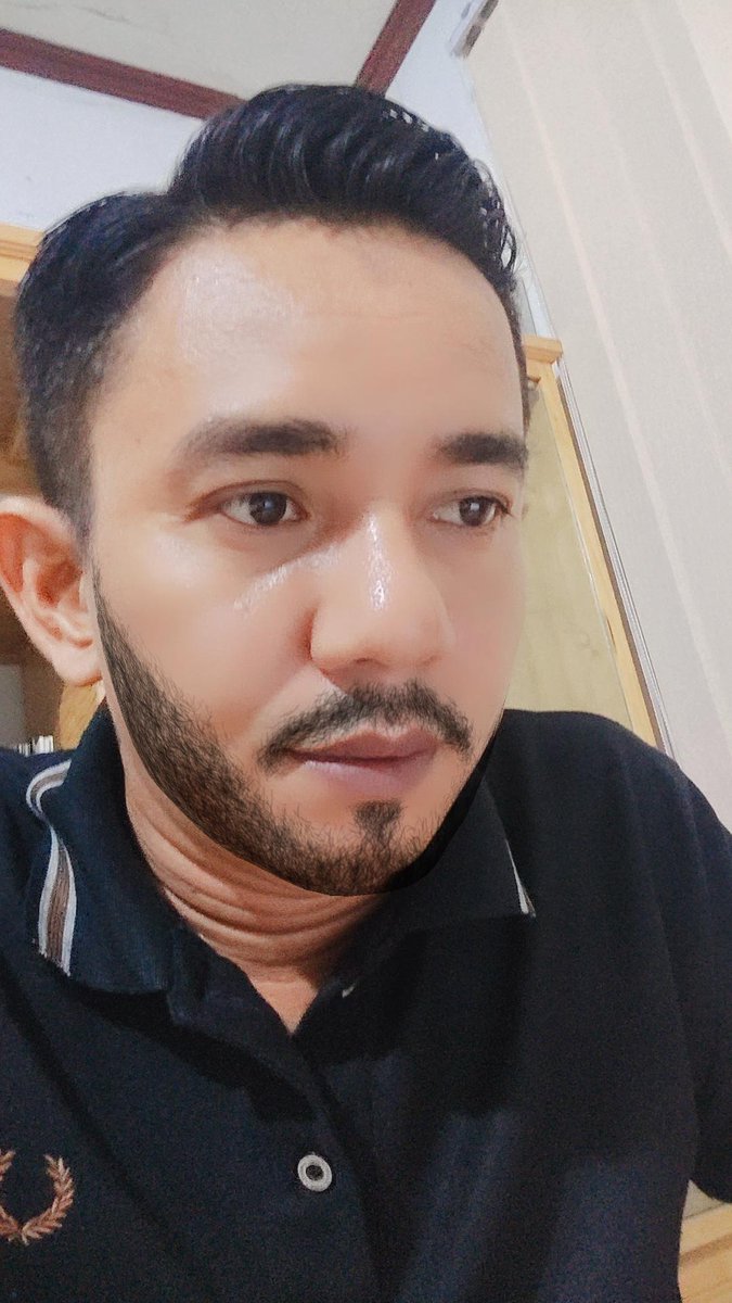 devkhent's tweet image. I left because you never asked me to STAY