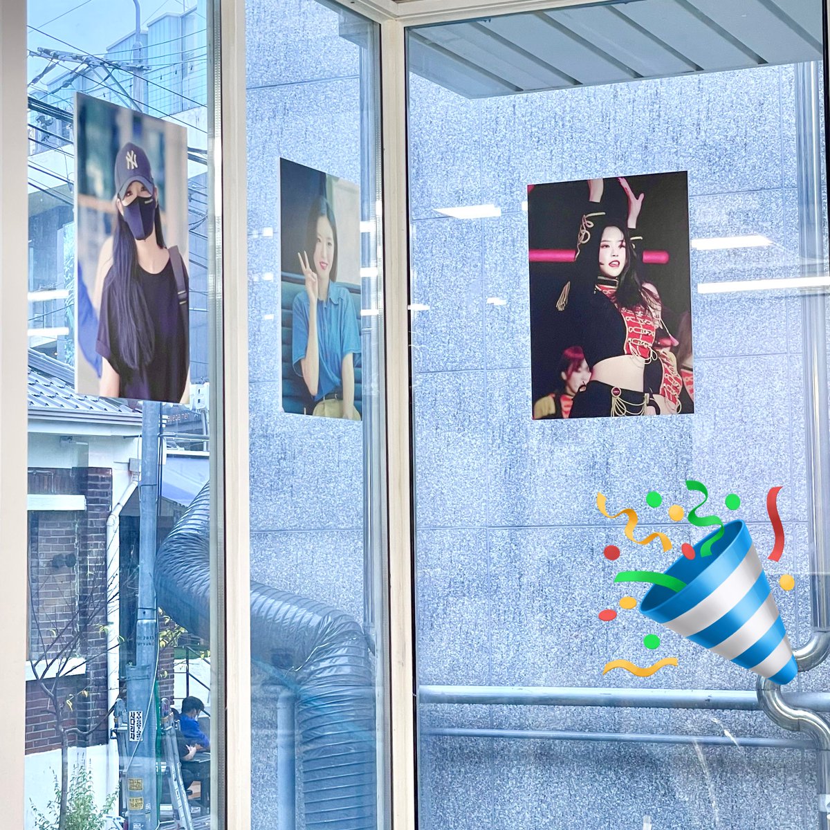 yseyesyse's tweet photo. 혜주양 생일 미리 축하합니다🥳
곰도리반창고 최고🫶
#혜주와_구름위로_둥둥 https://t.co/xJ66QaFt5S