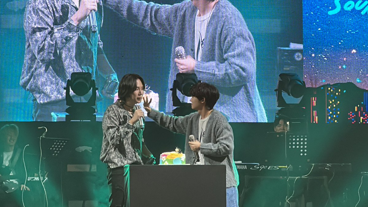 bliss_out's tweet photo. 역시나 영광적인 날이다 너의 바다+생일파티까지..ㅠㅠㅠㅠ https://t.co/EOgyLPgudw