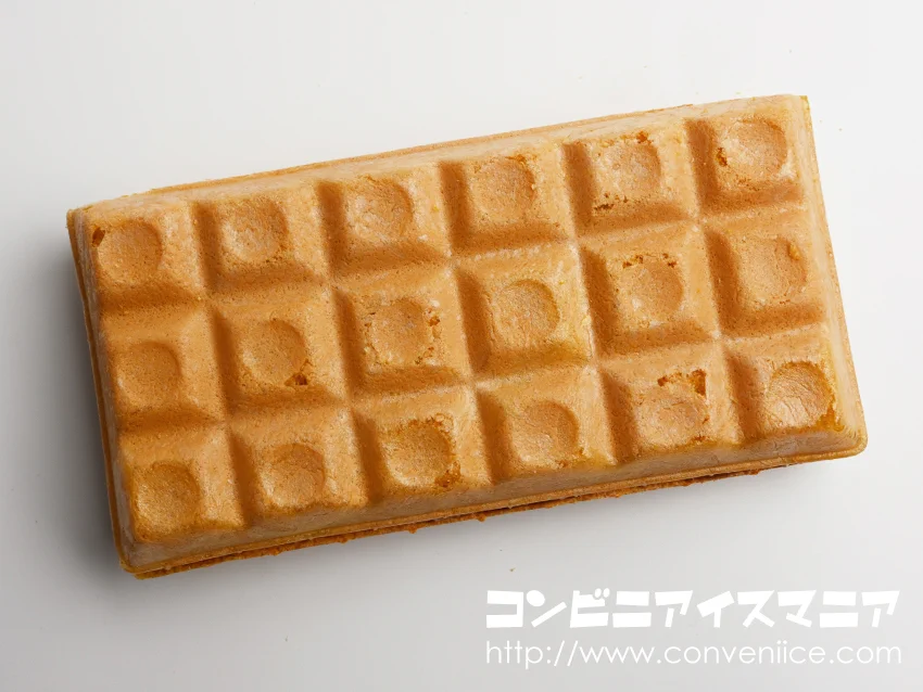チョコモナカジャンボ50周年！センターチョコ最大限増量中に即買い決定。