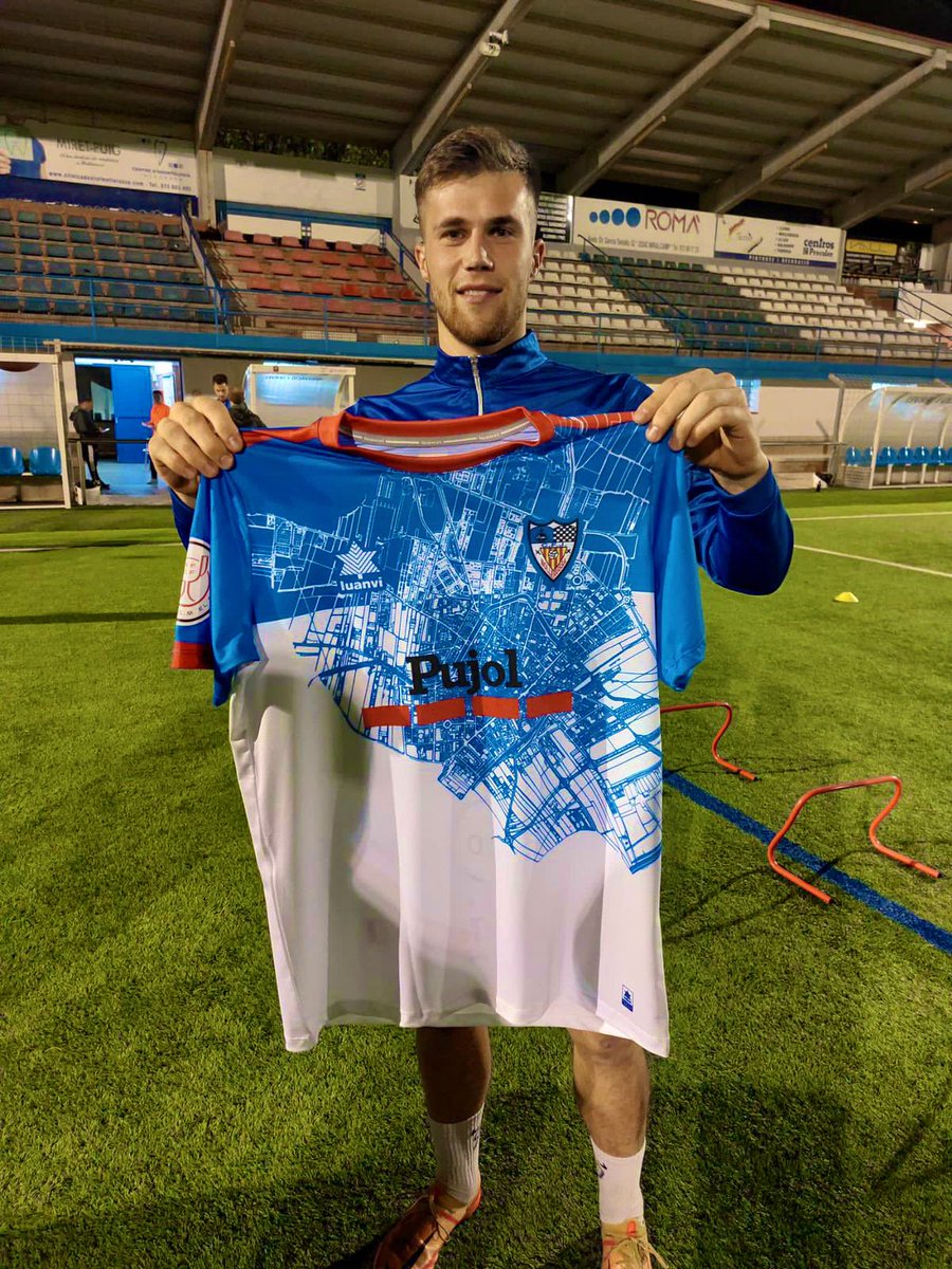 🔥 NOU SORTEIG EN MARXA 🔥

😍 Vols aconseguir la samarreta que lluirà el @FCJMollerussa contra el Rayo Vallecano a la Copa del Rei❓

1️⃣ Segueix-nos a Twitter
2️⃣ Fes RT a aquesta piulada

📆 Aquest dijous 17 de novembre anunciarem el guanyador❗️