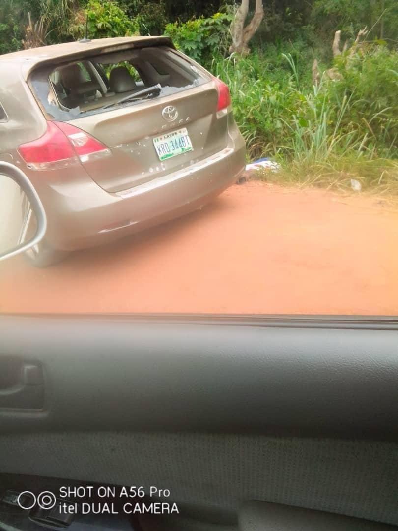 sirlablu's tweet photo. Some unKNOWN GUNMEN attacked Soludo’s Hometown in Isuofia but they met their Waterloo.
God bless our gallant Soldiers. https://t.co/2KEPsvrTf8