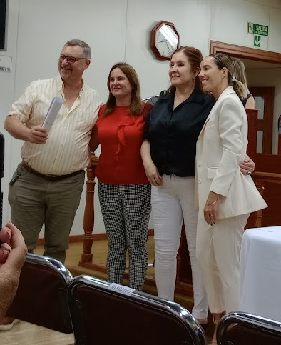 UCR_MJ's tweet photo. Felicitamos, en primer lugar, a quiénes nos han representado y representarán al partido dentro del Concejo Deliberante y del Tribunal de Cuentas: Javier Barletta, Mariana Perotti, Beatriz "Kelly" Castro y Susana Cocchi. https://t.co/oavki3L3jl