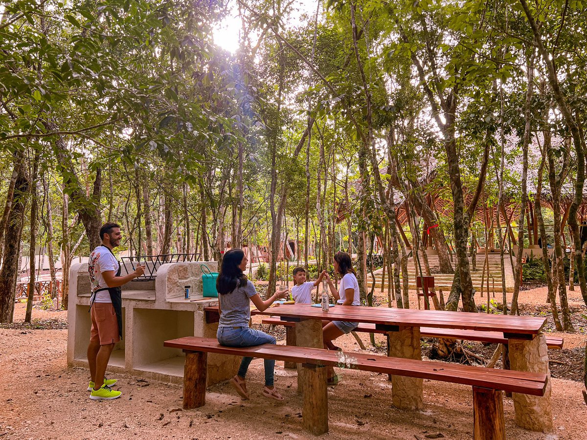 SUSTAINABLE LIVING✨

We create spaces so you can enjoy in the company of those you love in harmony with #nature. 

We have #lots and #houses available! 🌱 
#investing #tulum #RealEstate