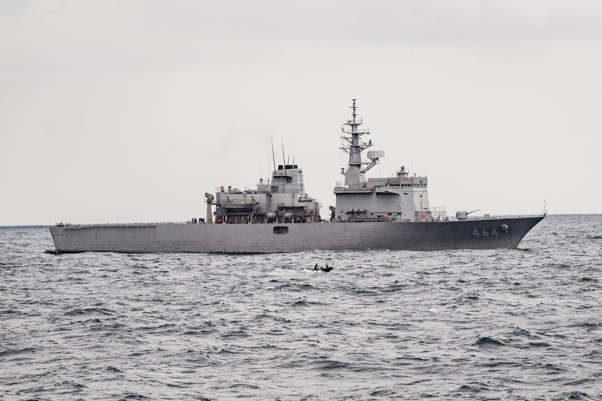 This was a great #Navy day on the big blue. 🌊 Japanese aircraft & ships from Japan, Australia, Canada & the @USNavy participated in a Joint Search and Rescue Exercise off the coast of 🇯🇵 last week. 📸 S1 Melissa Gonzalez 🍁⚓