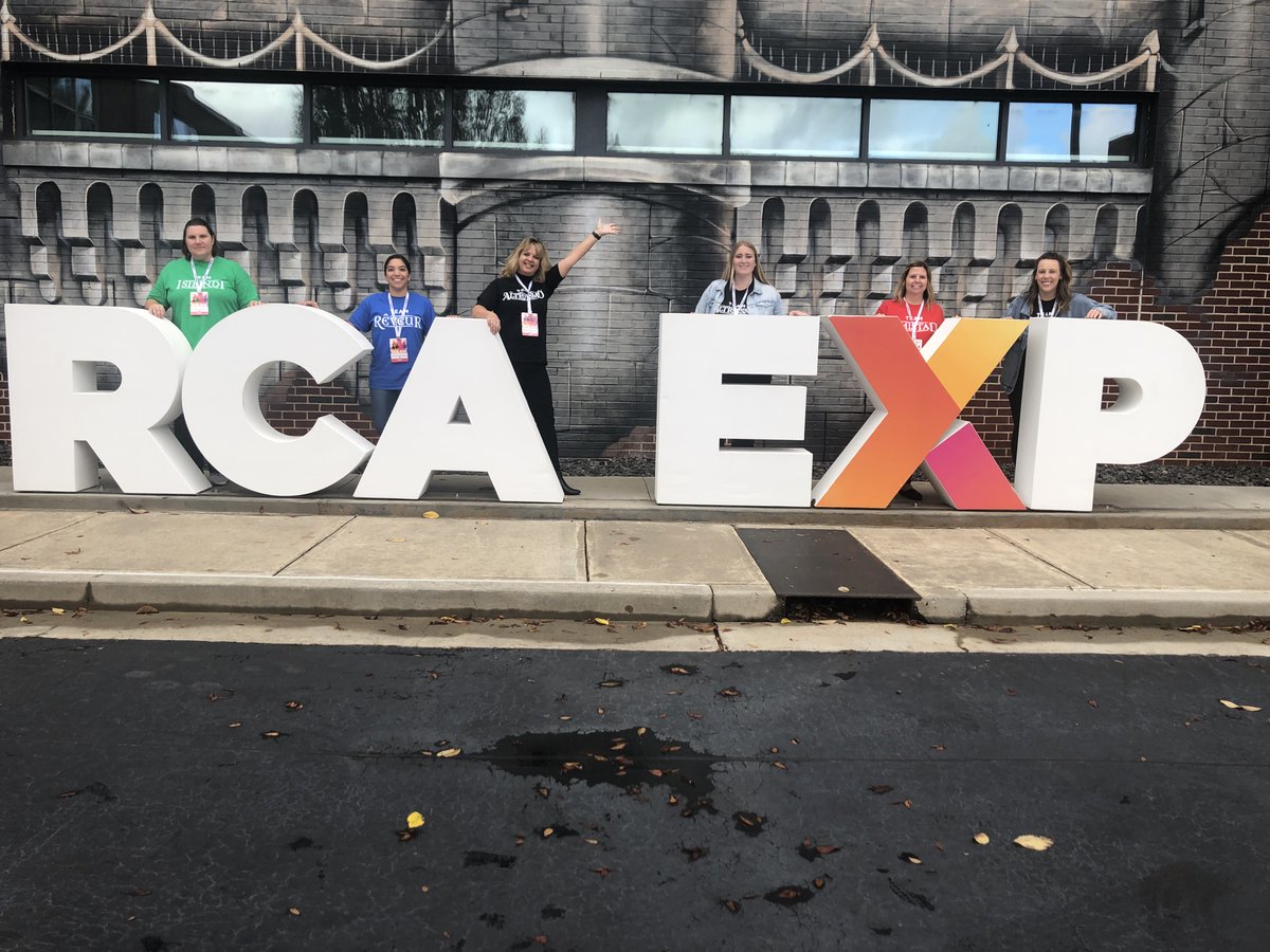 CentralPauline's tweet photo. These @USD437  educators were challenged and inspired by the amazing work happening @ronclarkacademy.  #RCAEXP #PCMissionPossible https://t.co/9MJICqARKX