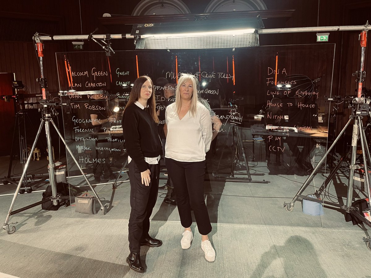 Filming in Swansea with the fabulous @nelldarby and discovered we both know the equally fabulous <a href="/FionaCosson/">Dr Fiona Cosson</a>