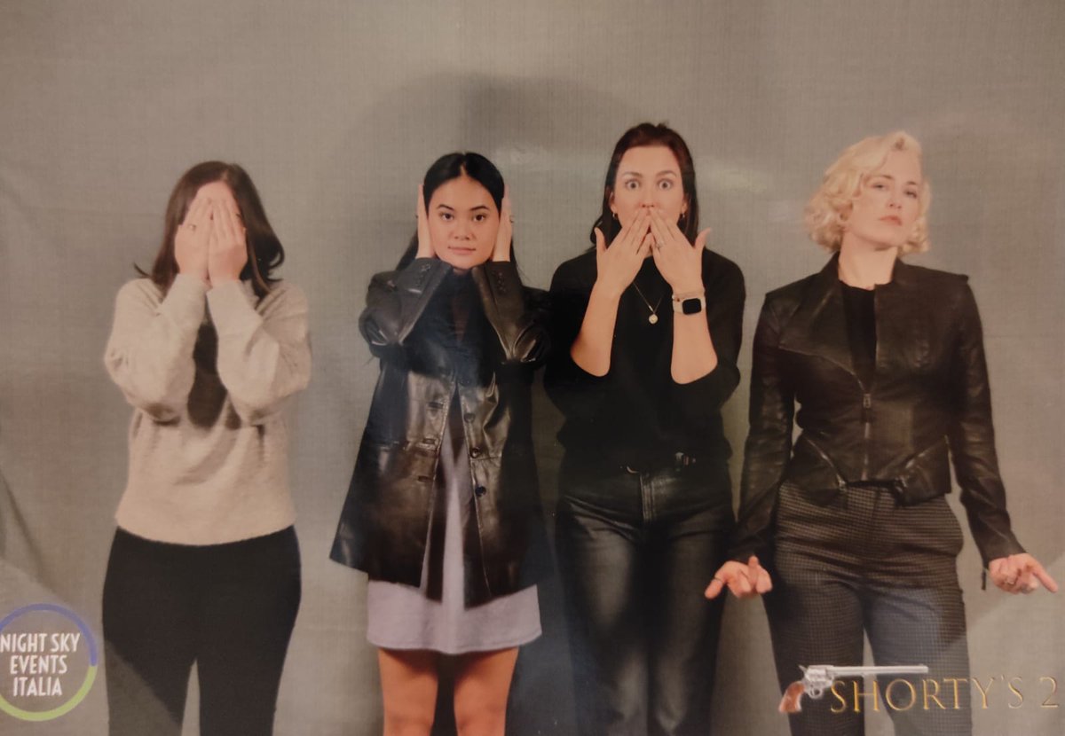 Dark_Light82's tweet photo. I missed them so much ❤️
#WynonnaEarp @KatBarrell @itzmartinaol #CharlotteSullivan
@NightSkyEvents1 https://t.co/FtTYhMj4EI