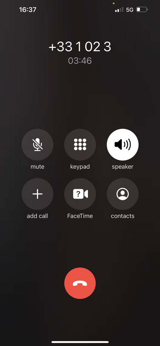 PandaDrummer's tweet image. @SFR_SAV hello, vous voulez pas rappeler les gens a l’heure dite, ou répondre quand on vous appelle ? 
Rien au bout du fil la…