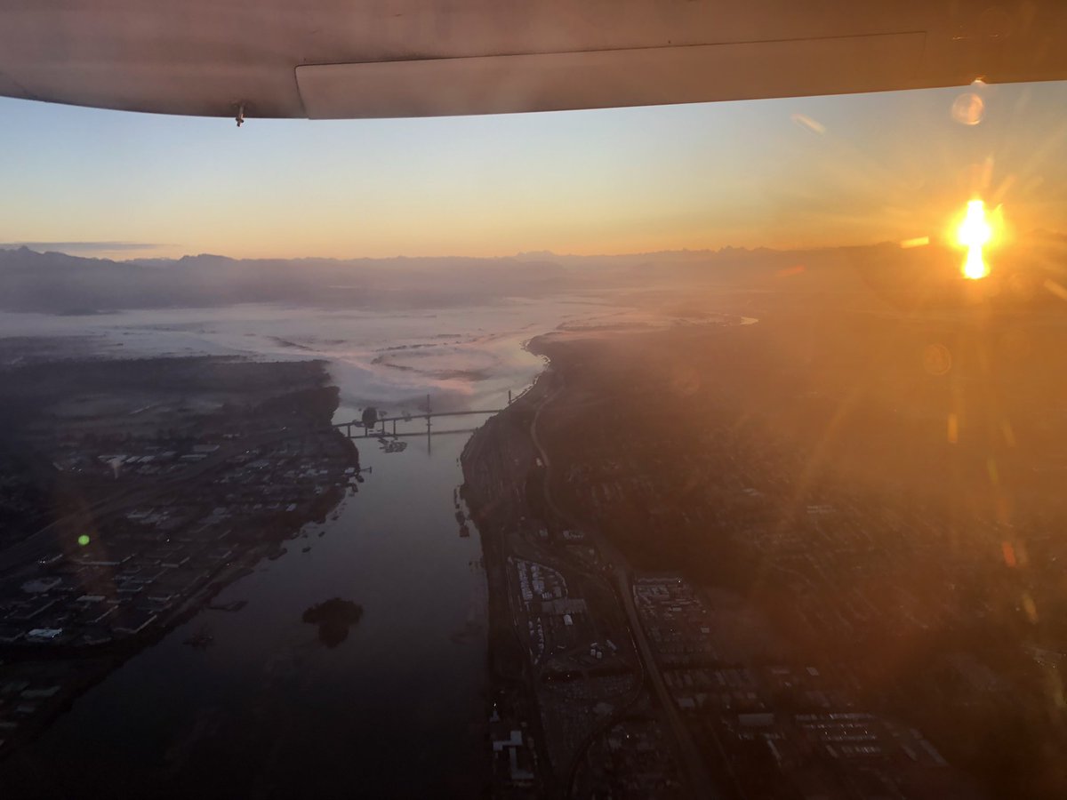 howse_it_going's tweet photo. Hello Vancouver! 
#EntSoc22 https://t.co/bQPGhiDEIJ