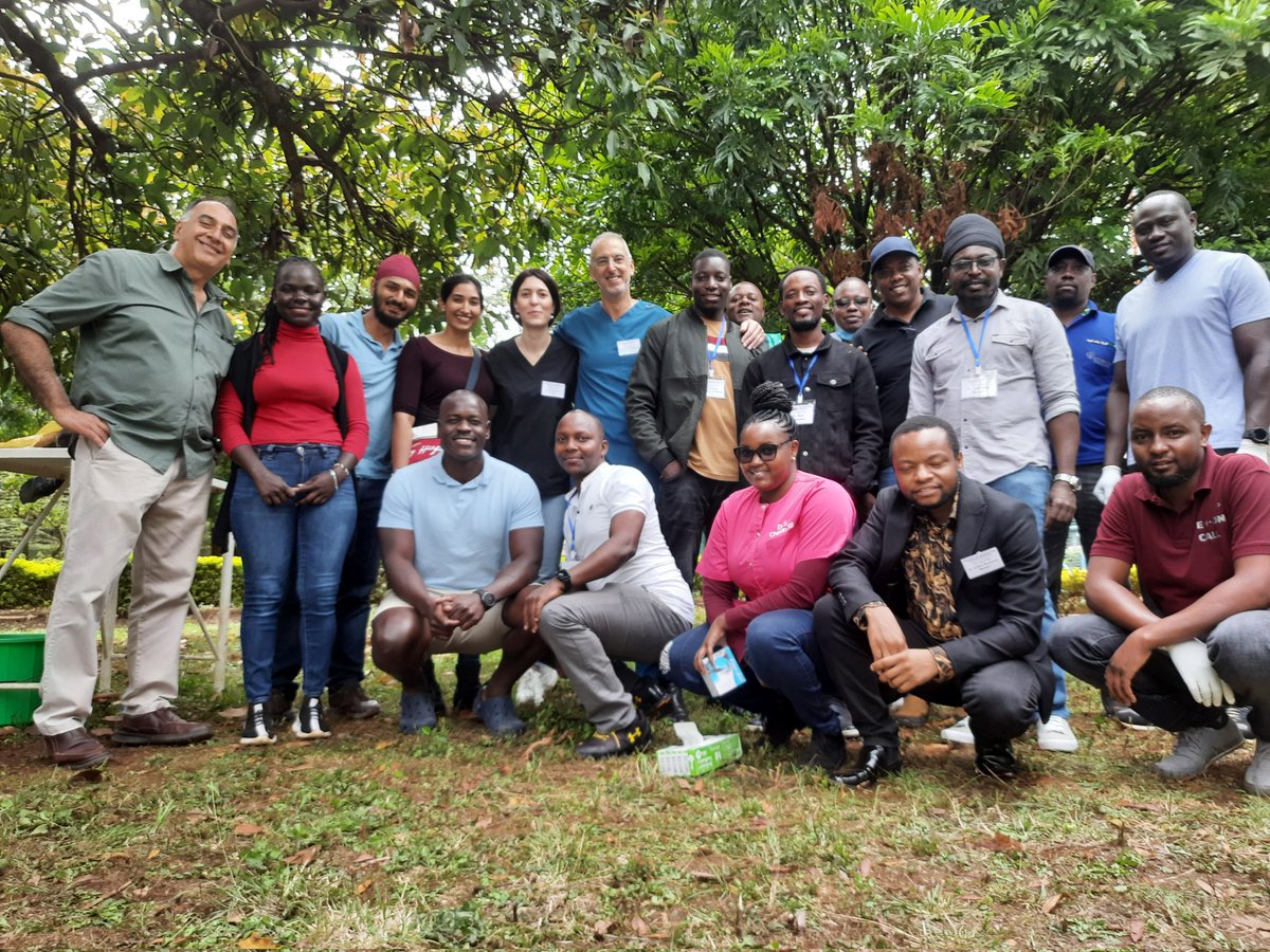 Wonderful times at <a href="/KESCAVAvets/">KESCAVA</a> congress
Thank you <a href="/action_apaa/">Action for Protection of Animals Africa - APAA</a> for the recommandation