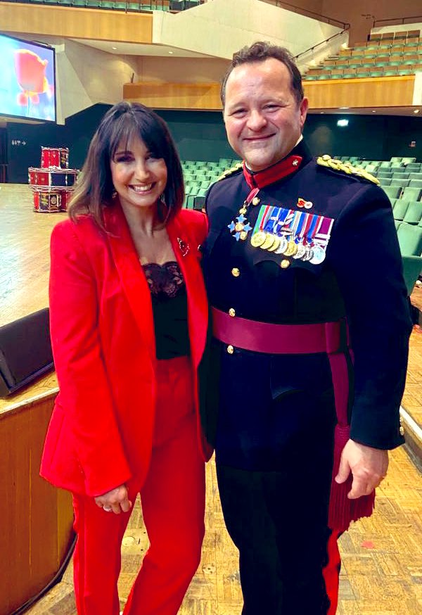 Commander 160th (Welsh) Brigade (@armycomd160x) on Twitter photo An uplifting week in 🏴#Wales 📸: <a href="/PoppyLegion/">Royal British Legion</a> fields of remembrance at #CardiffCastle; marking the contribution by diverse Welsh communities; the return of the #Windrush exhibition to Cardiff; and the Welsh Festival of Remembrance with our fantastic new host @lucyowenswales 👏🏼 An uplifting week in 🏴#Wales 📸: <a href="/PoppyLegion/">Royal British Legion</a> fields of remembrance at #CardiffCastle; marking the contribution by diverse Welsh communities; the return of the #Windrush exhibition to Cardiff; and the Welsh Festival of Remembrance with our fantastic new host @lucyowenswales 👏🏼
