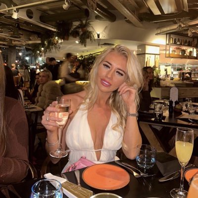 Hannah_Smith87's tweet photo. #NewProfilePic https://t.co/S1XjcyVXRx