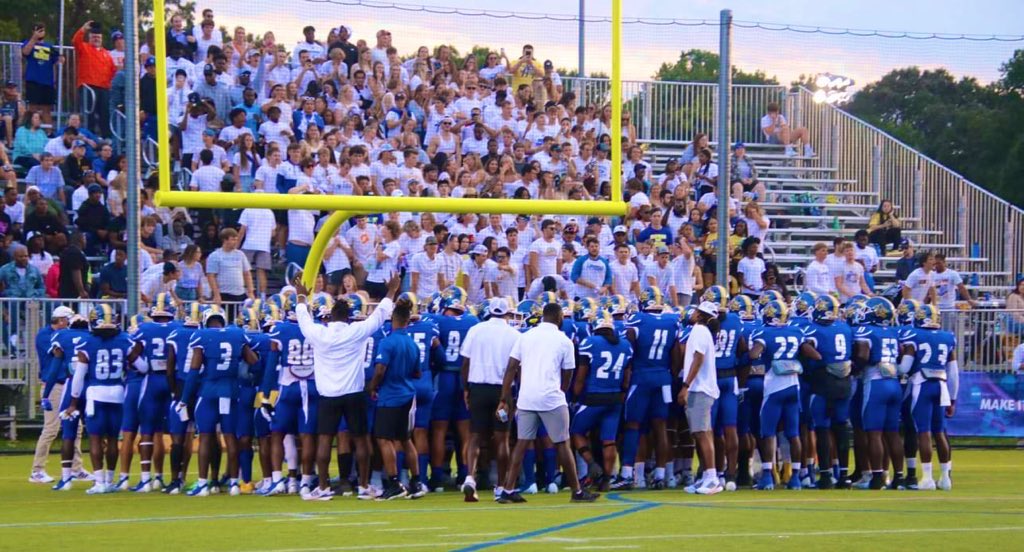 ⏰⏰⏰⏰ It’s GAMEDAY - Wake Up! This is the Day the Lord has Made - Do something with it! Live by Faith - Not by Fear! Jump out of 🛌 &amp; LIVE‼️ Be grateful 4 what God has given You &amp; Move ➡️ Joshua 1:9 #LEVEL🆙 #LOCKEDIN #DORIGHT #1️⃣1️⃣0️⃣🧰🧰🧰 Great Day to be a SAINT‼️