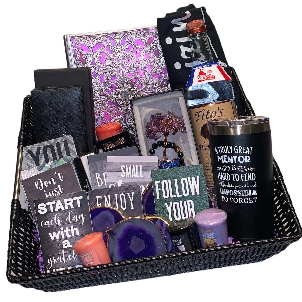 charmceleb's tweet photo. When creating Unique Gift Baskets, a lot of thought goes in to every item chosen. I created this special basket for my Mentor @davidtutera to say thank your for all he’s done and has taught me throughout the years.
Taking the time to get to know individuals make it more personal. https://t.co/gB5EVuQuEk
