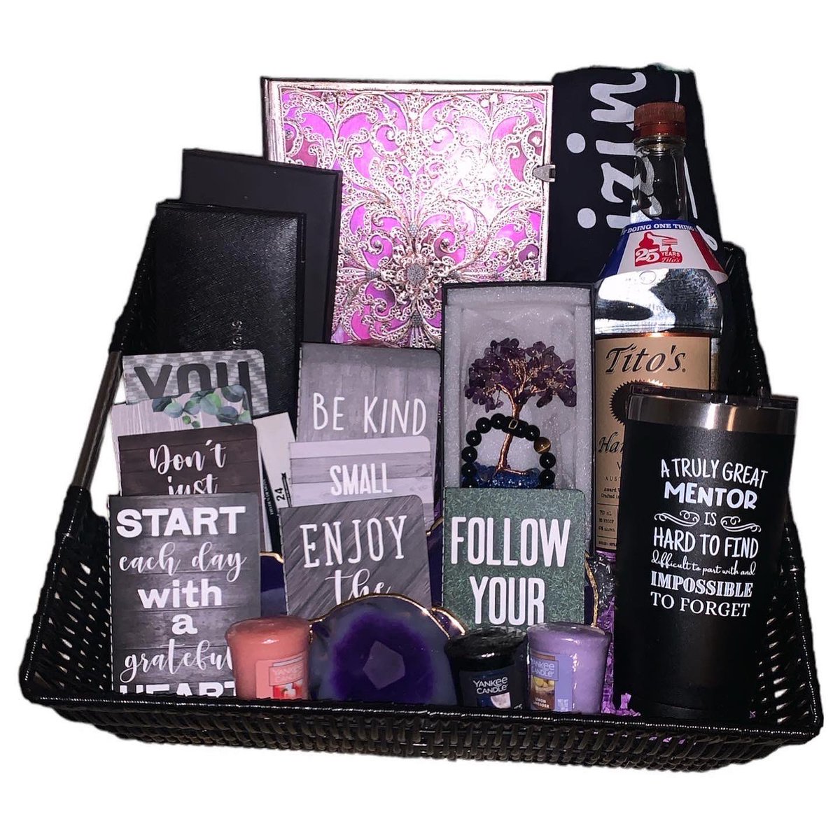 charmceleb's tweet photo. When creating Unique Gift Baskets, a lot of thought goes in to every item chosen. I created this special basket for my Mentor @davidtutera to say thank your for all he’s done and has taught me throughout the years.
Taking the time to get to know individuals make it more personal. https://t.co/gB5EVuQuEk