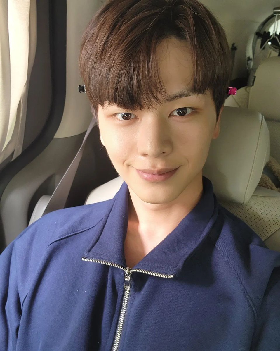 Please send lots of love to Sungjae for successfully completing The Golden Spoon with a solid acting performance

👉instagram.com/p/Ck2-N-8hszD/…

<a href="/OFFICIALBTOB/">BTOB·비투비</a> #BTOB #YOOK_SUNGJAE