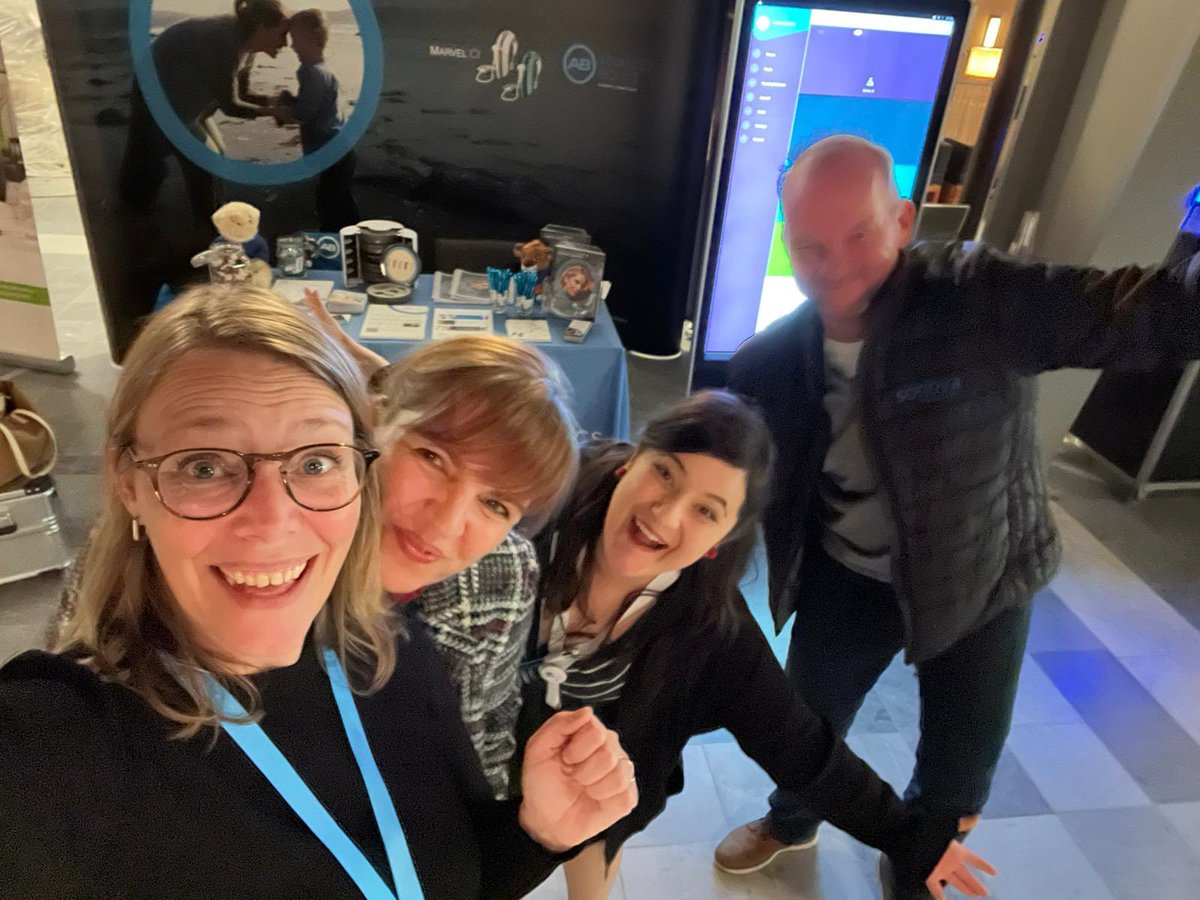 Nicole_ABionics's tweet photo. Wonderful to be at @eurociu 2022! Fantastic job done by organisers and great conversations had 😄 @AdvancedBionics #cipeeps #cochlearimplant #audpeeps https://t.co/BnmTHesqNF