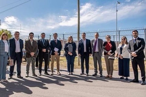 Adrielfzs's tweet photo. Nos tocó vivir una experiencia increíble compartiendo buenas prácticas con otros servicios penitenciarios, del Reino Unido y de otras provincias argentinas. https://t.co/oTgrl9jyHr