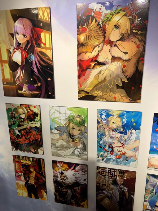 ワダアルコ展良かったー!美麗イラストが100〜200枚くらい?とにかく目の保養になった 