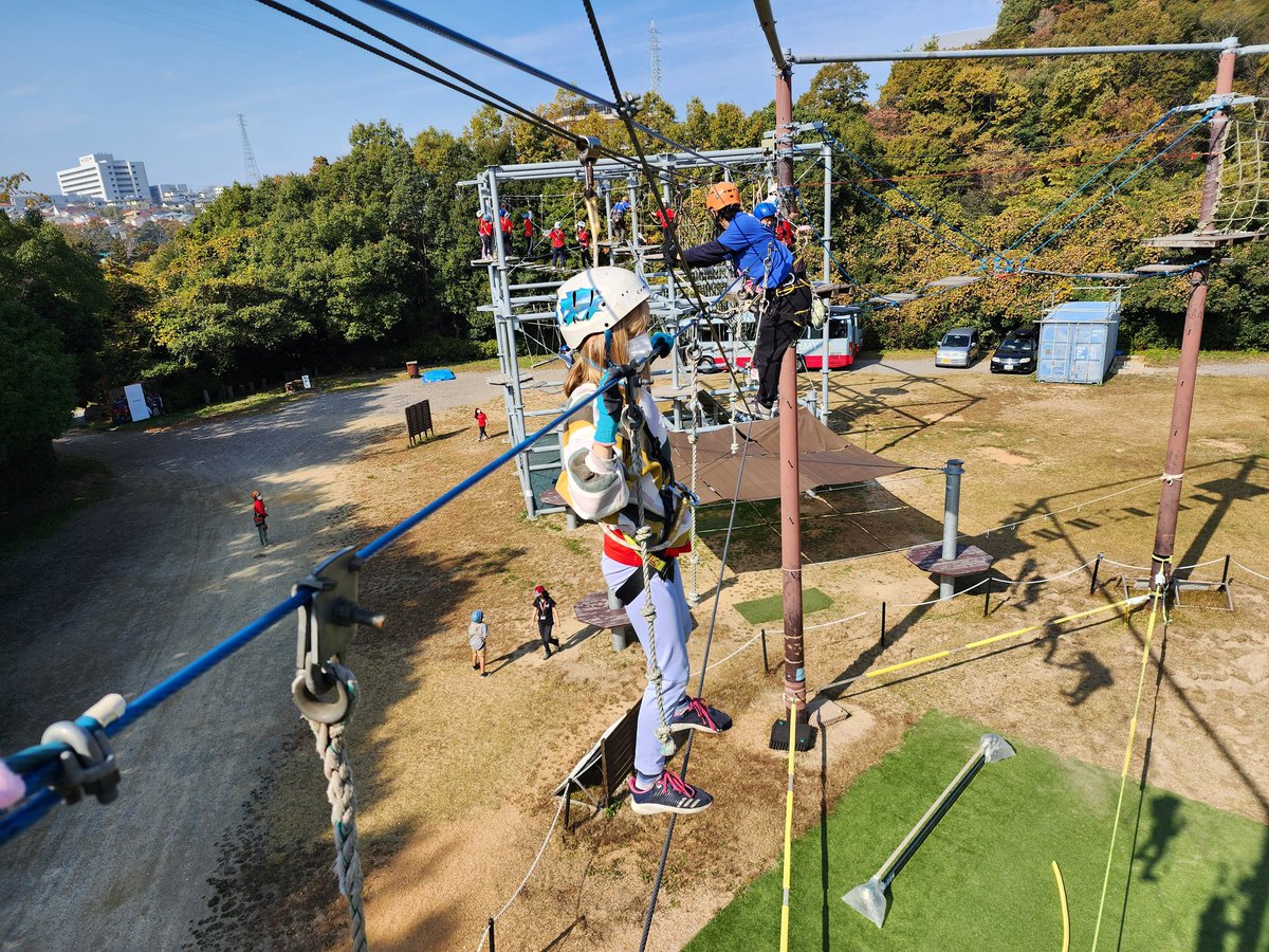 So proud of my 4th grade students challenging themselves, taking risks, and overcoming their fears! #CAinspires #CAgrade4 #experientiallearning #outdooreducation